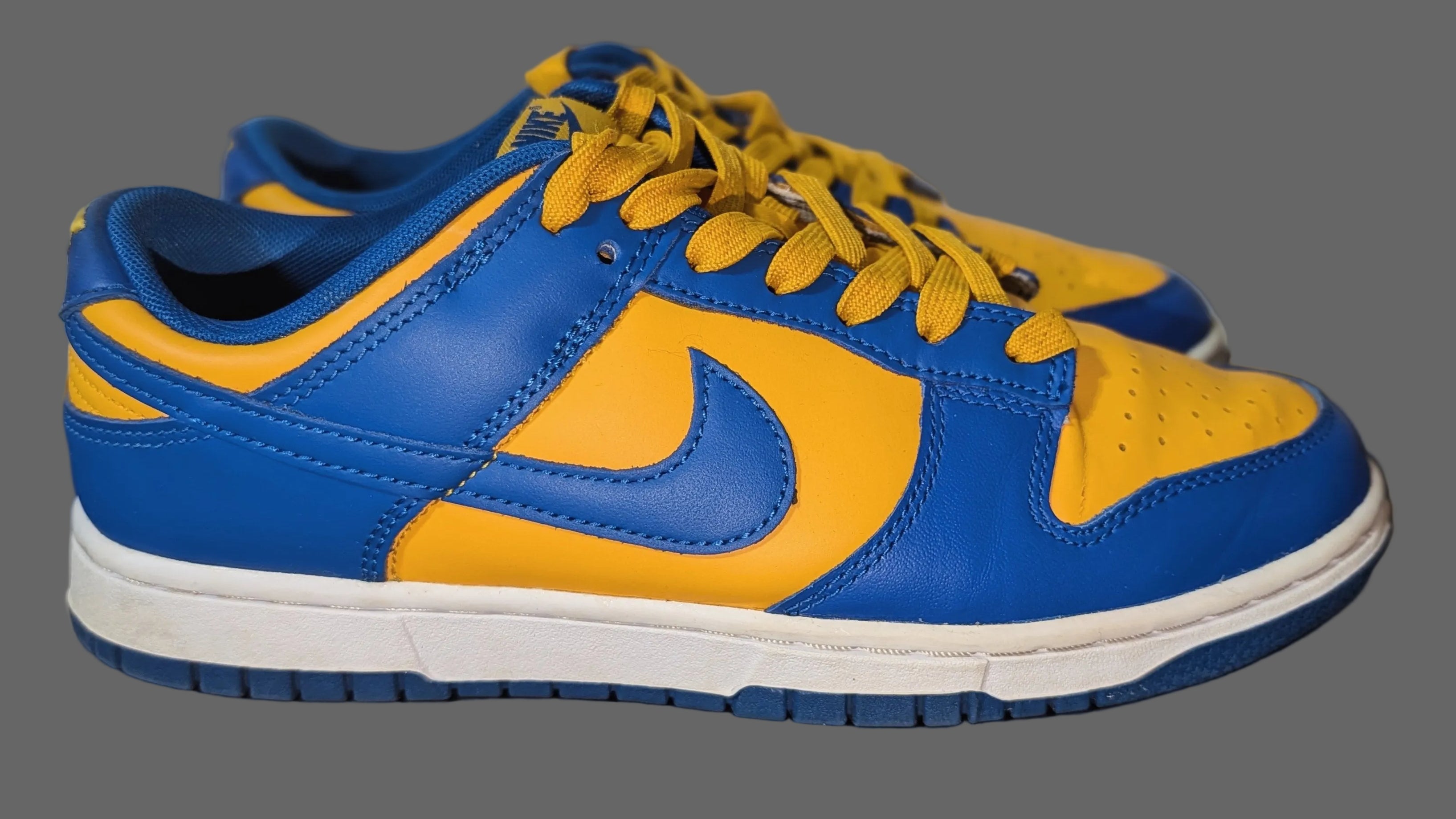 Nike Dunk Low 'UCLA'
